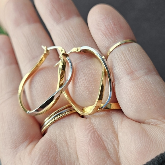 14k Rl Gold Hoops - Picture 2 of 3